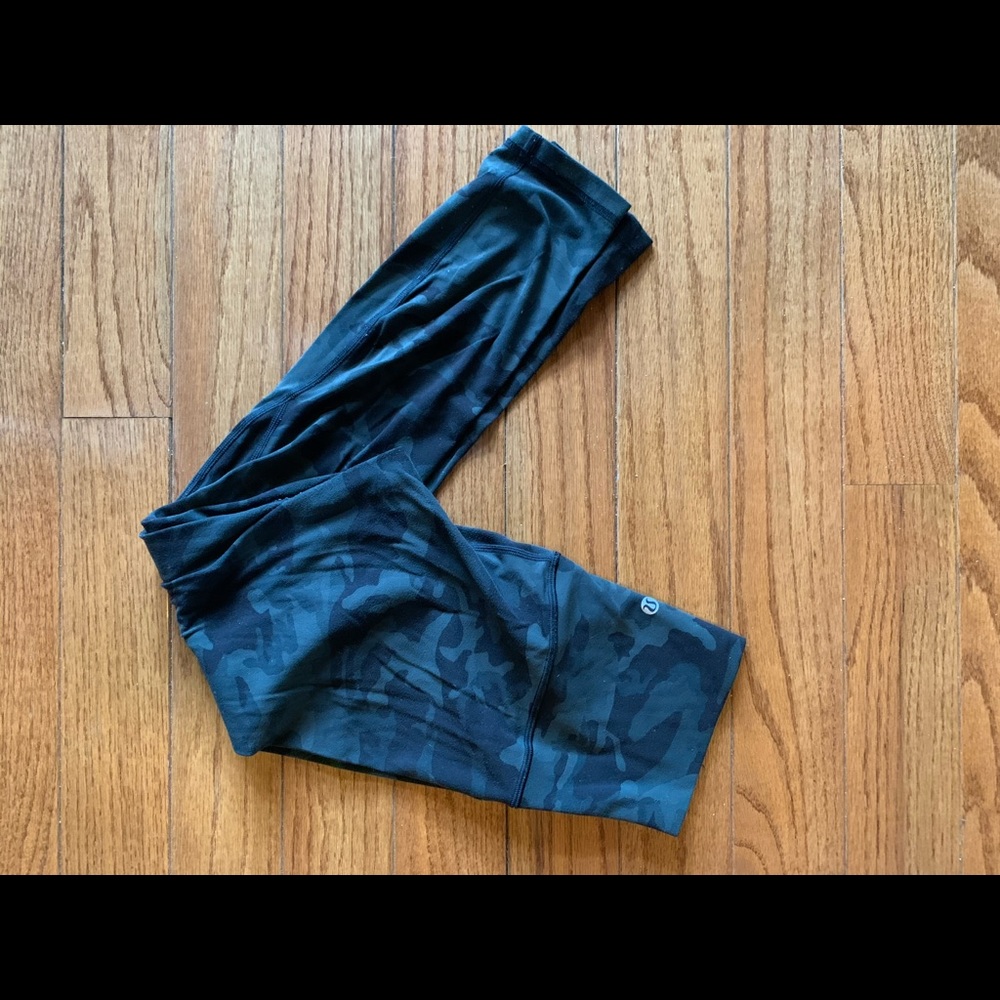 Lululemon Green Camouflage Align legging